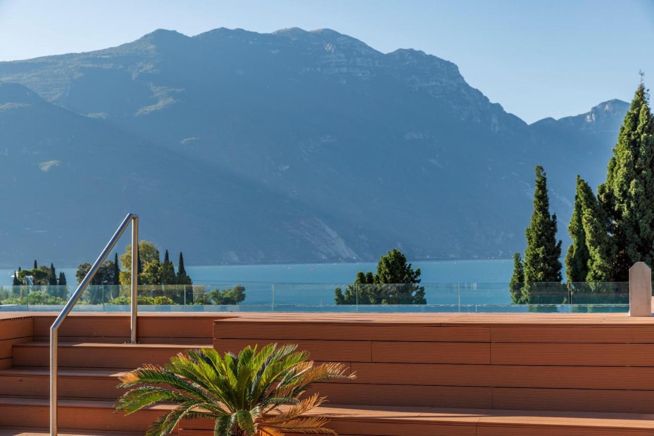 Grand Hotel Riva Exterior photo
