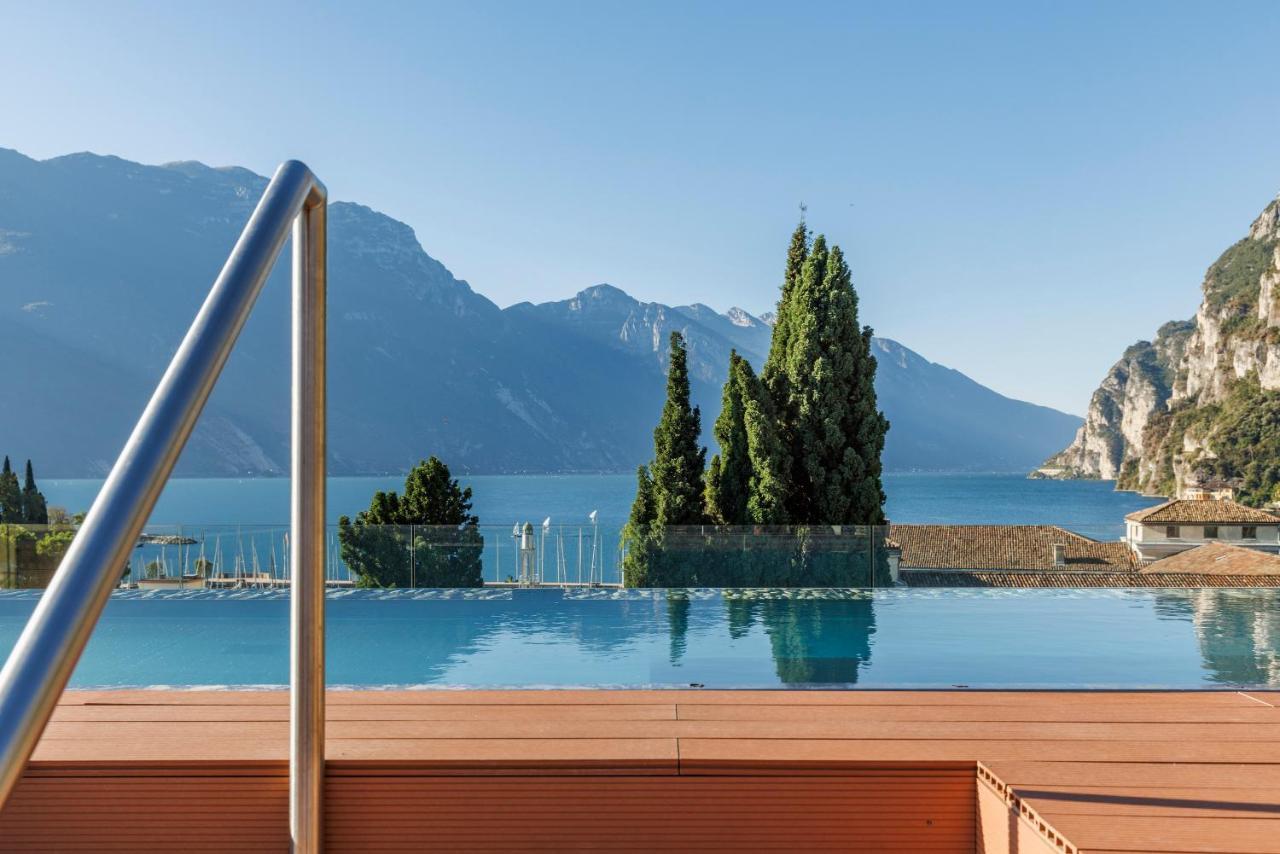 Grand Hotel Riva Exterior photo